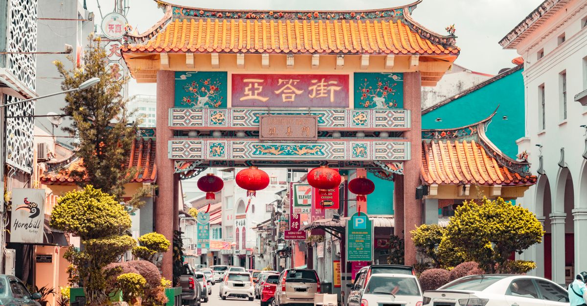 découvrez la vie à malacca : culture riche, patrimoine historique, cuisine délicieuse et cadre de vie agréable au cœur de la malaisie.