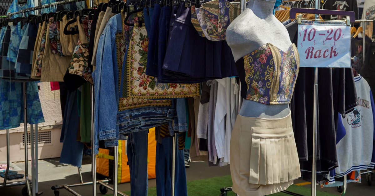découvrez le marché de l'occasion en malaisie : achetez et vendez des produits de qualité à prix avantageux, facilement et en toute confiance.