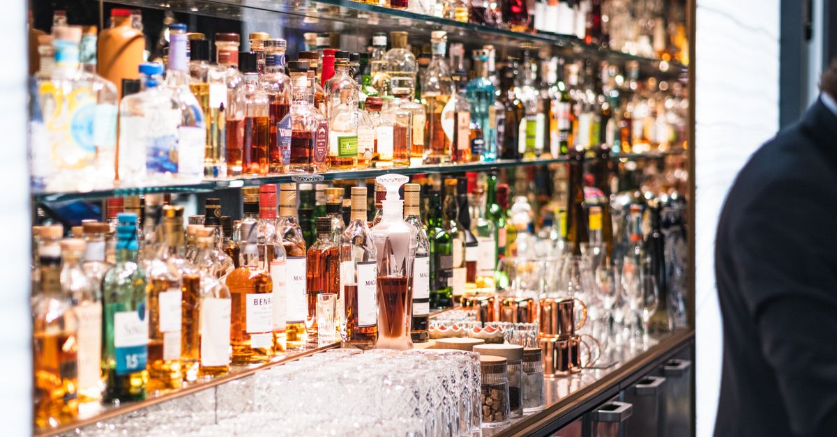 Vin et spiritueux à Singapour : comprendre les taxes et où les acheter facilement